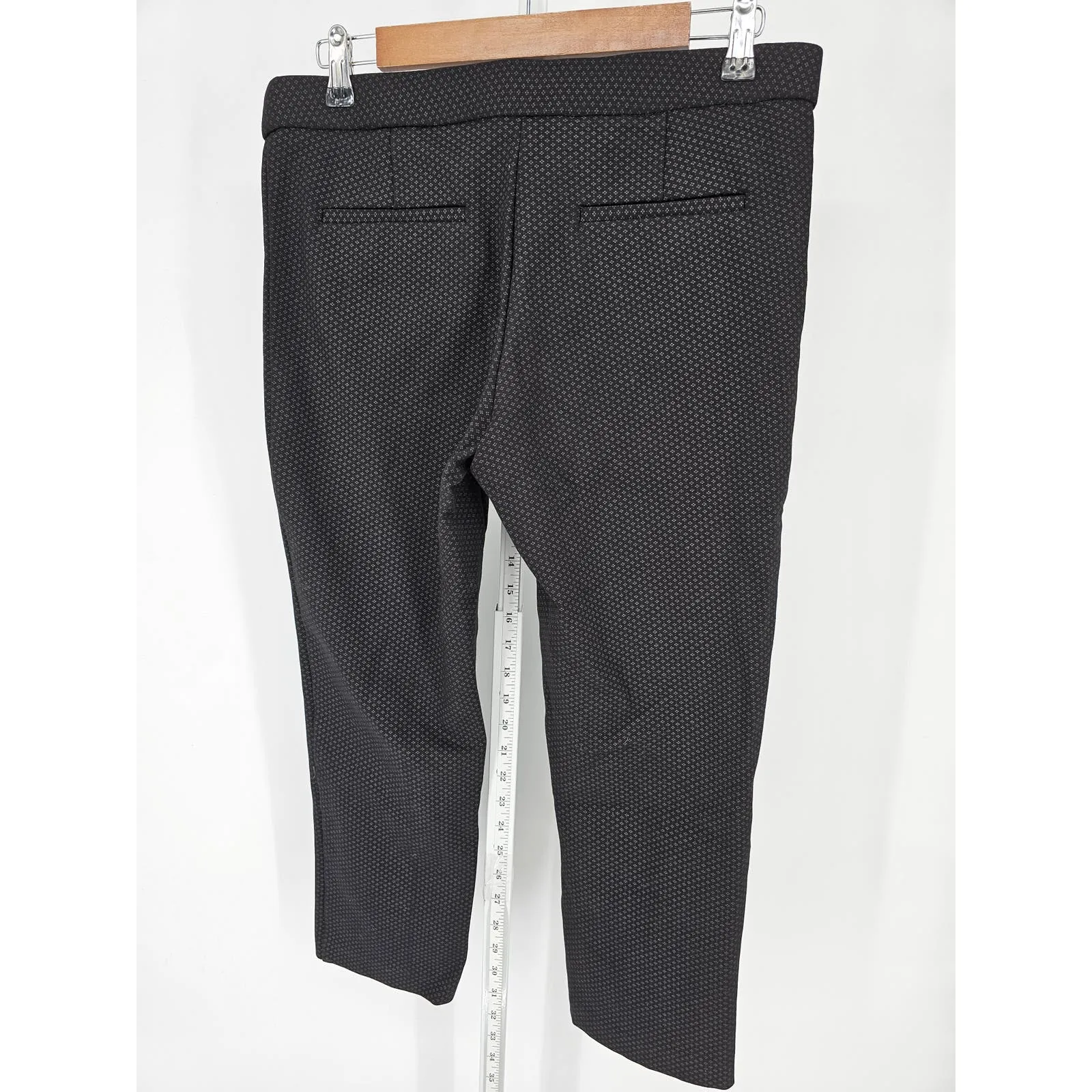 Amanda   Chelsea Womens Sz 8 Cropped Black Dress Pants Small Floral Print