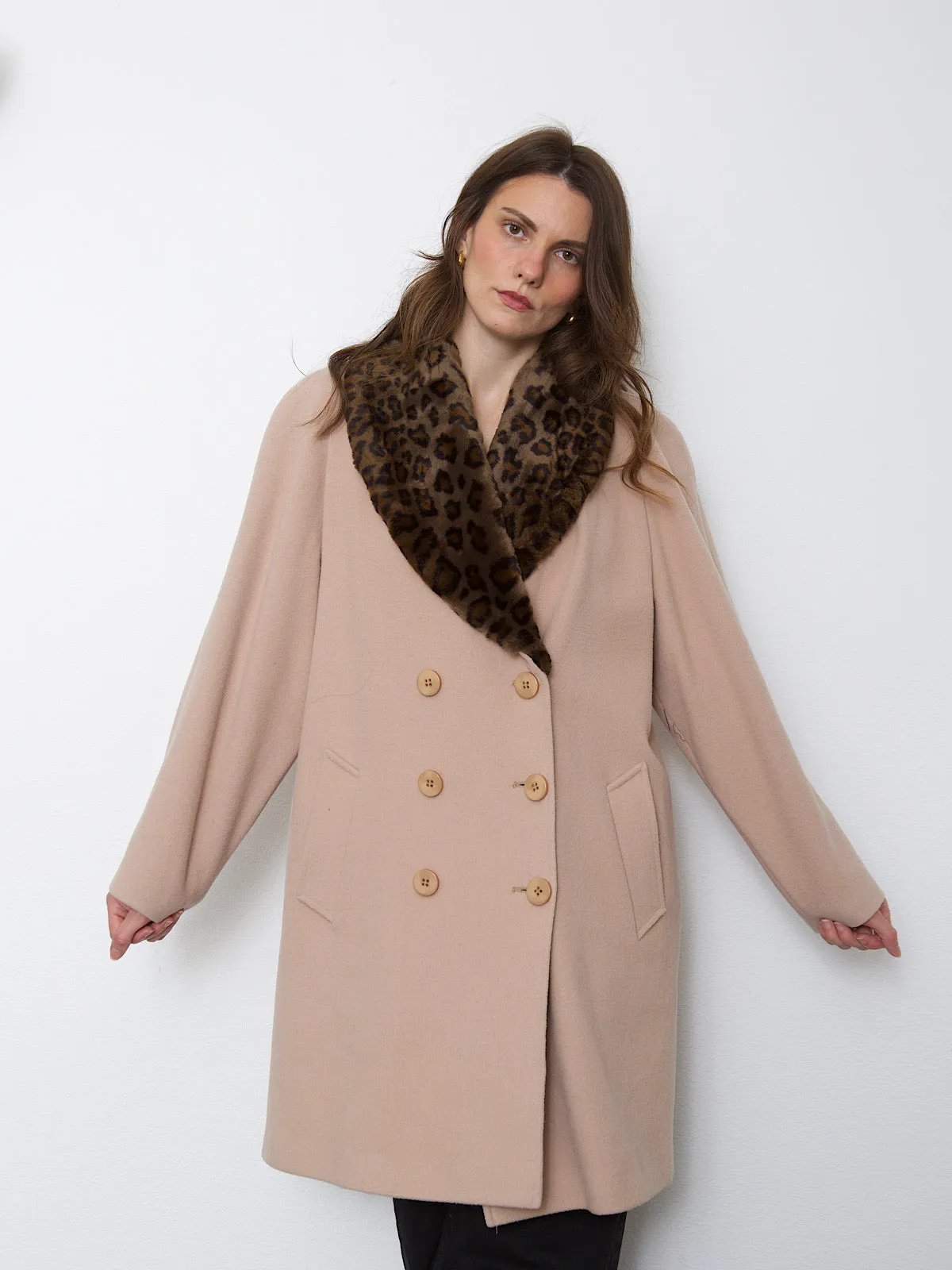 Beige mixed wool & cashmere winter coat leopard collar