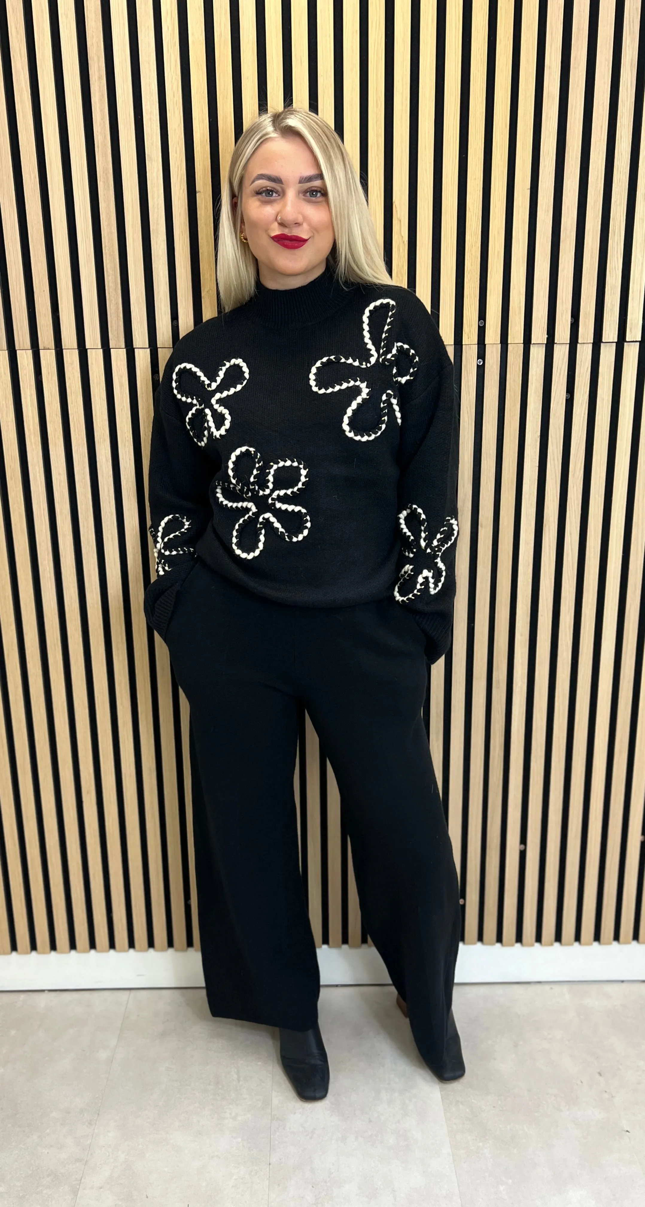 Black Knitted Culottes