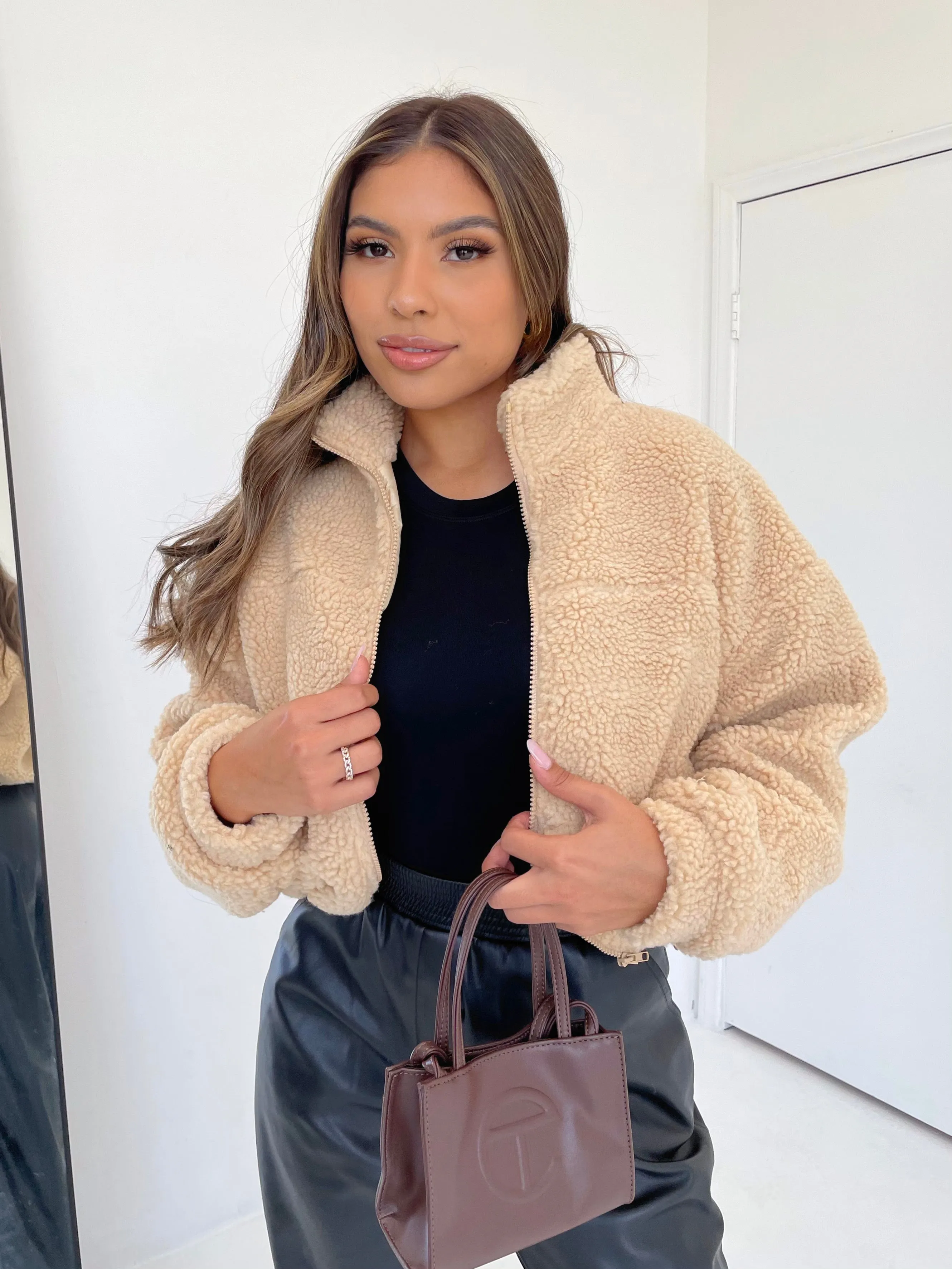 gia teddy coat (BEIGE)