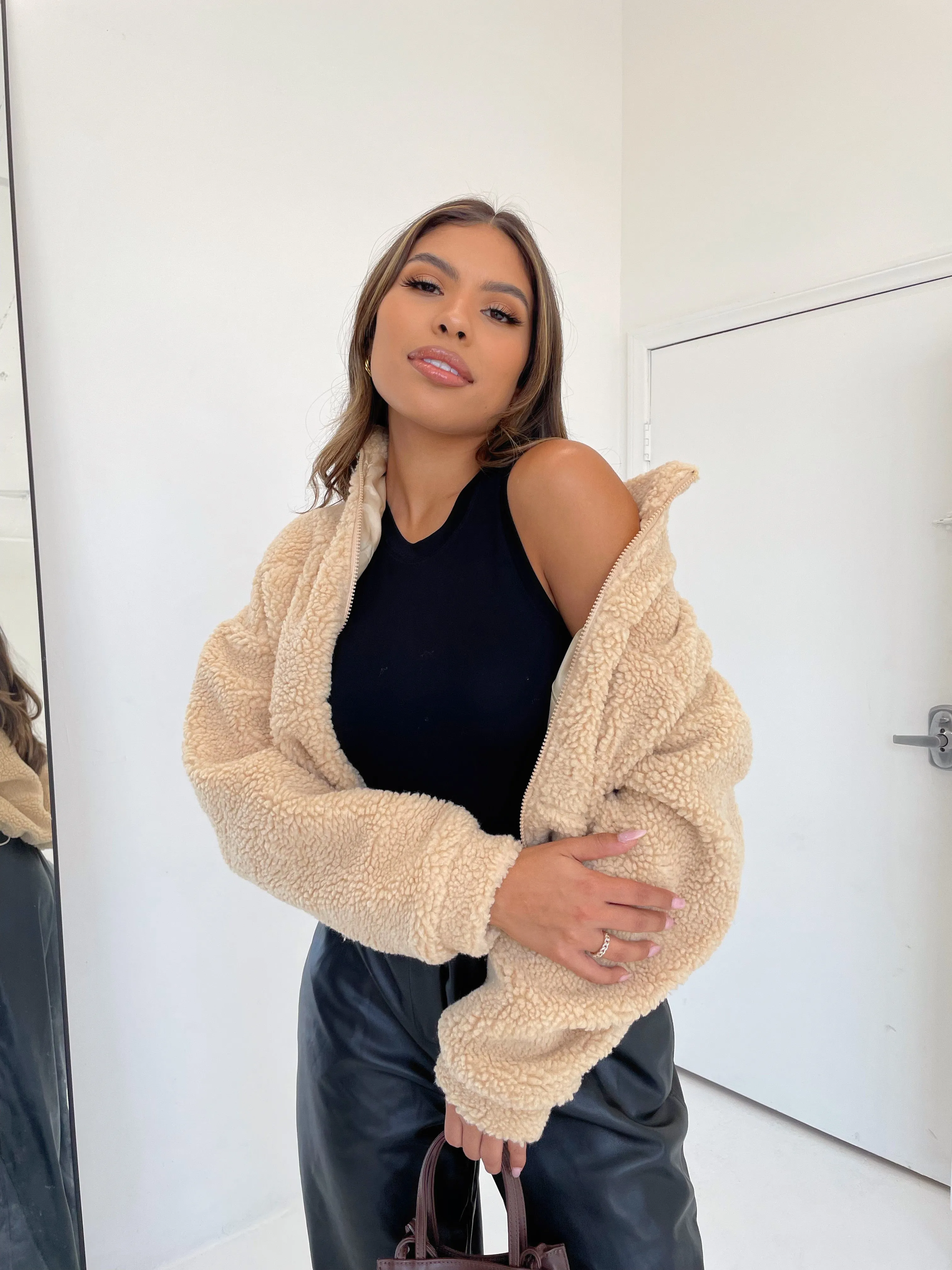 gia teddy coat (BEIGE)