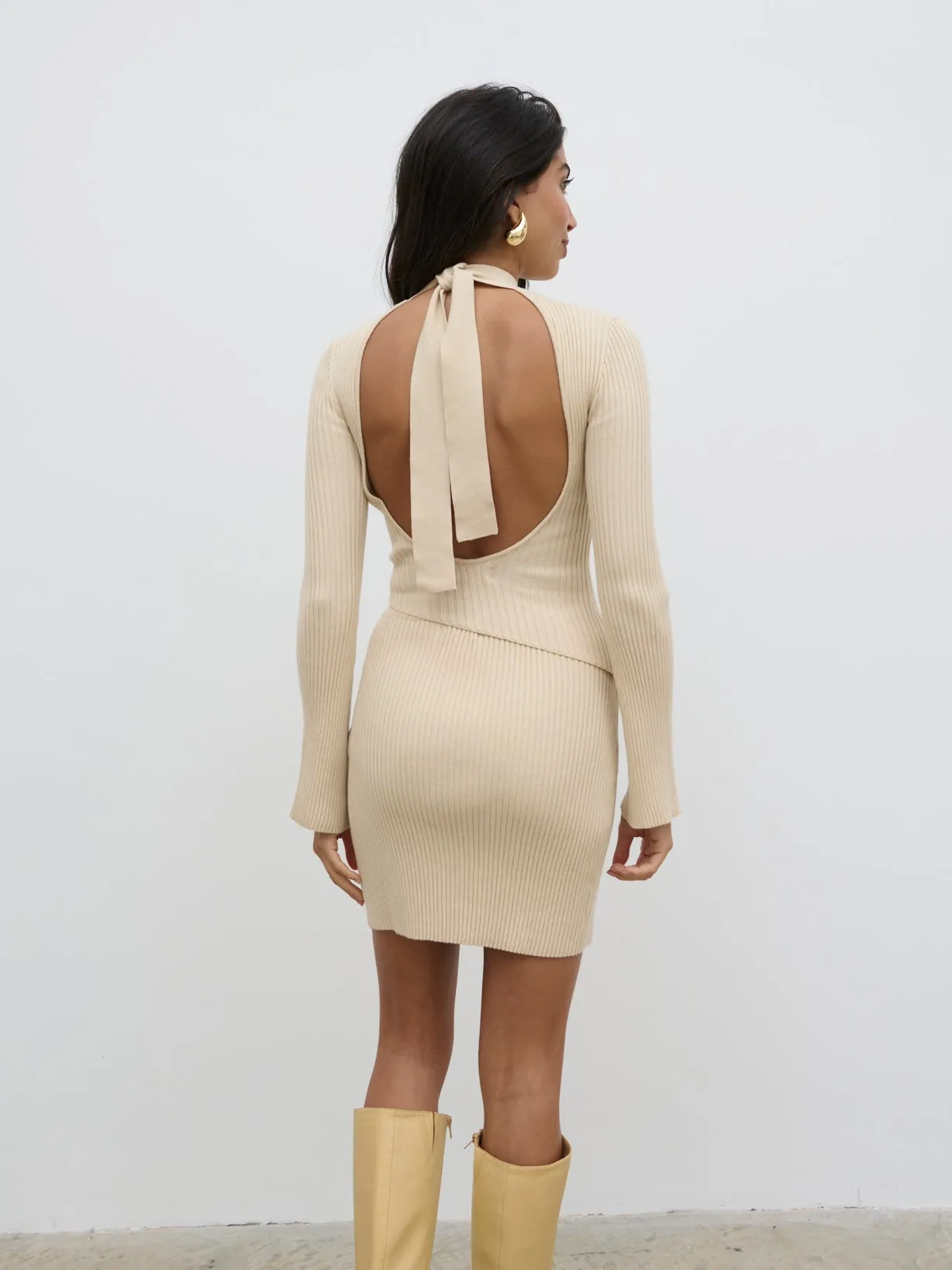Lakelyn Backless High Neck Knit Top - Beige