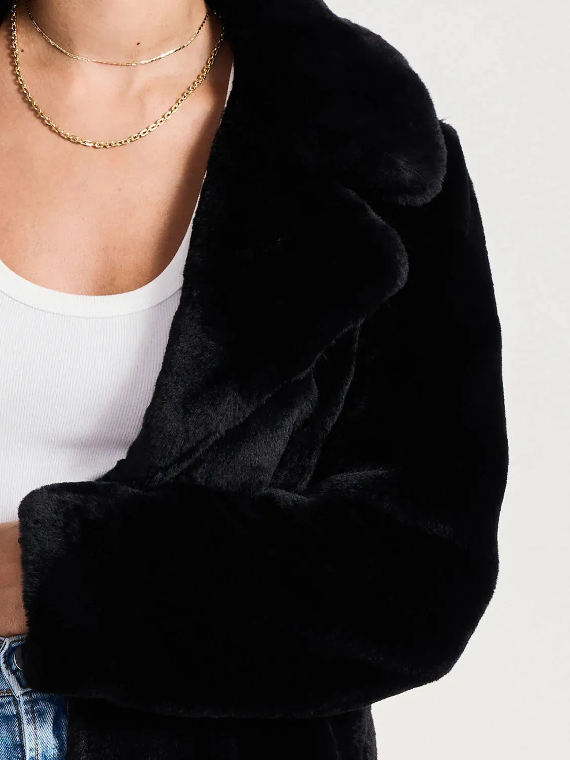 Minimalist Faux Fur Jacket Black