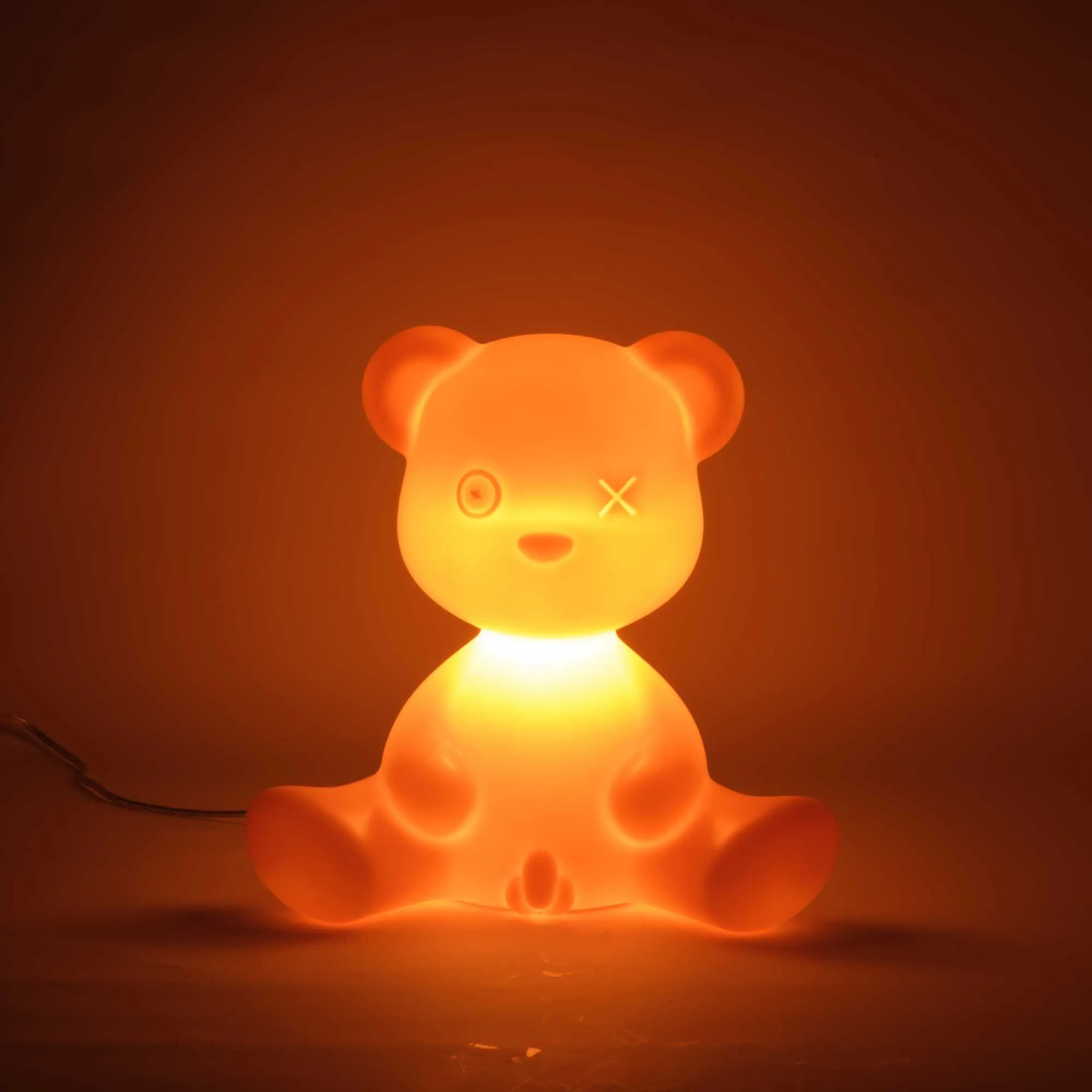 Qeeboo Teddy Boy table lamp , Bright Pink