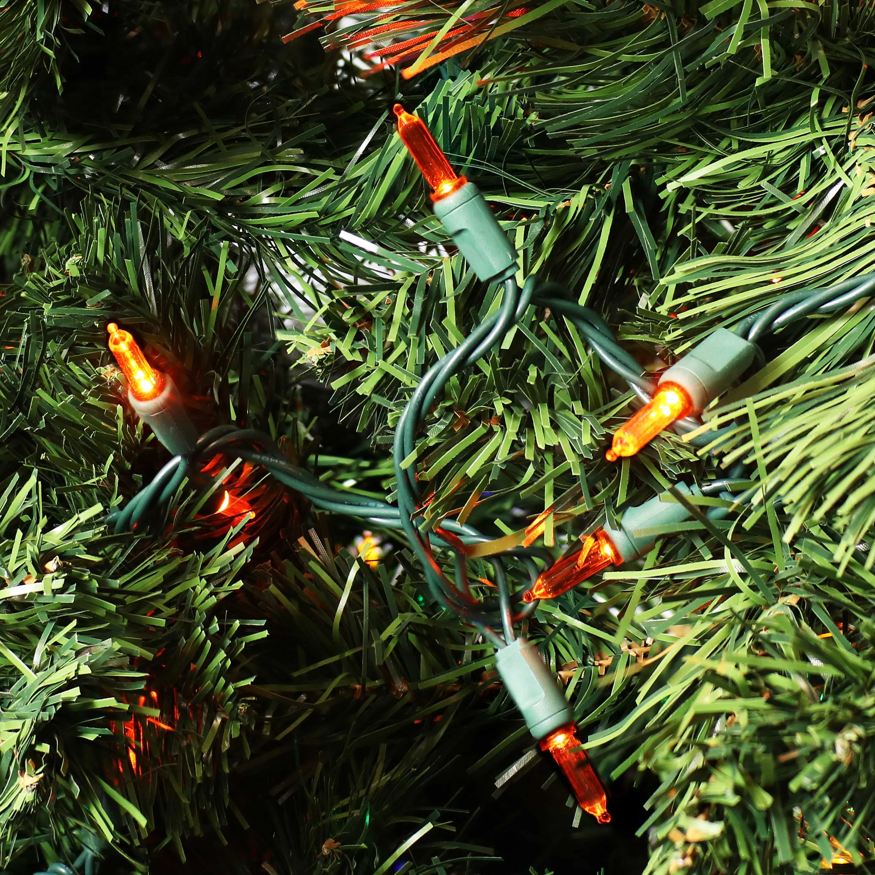 Sunnydaze 70-Count M6 Smooth LED Christmas Tree String Lights