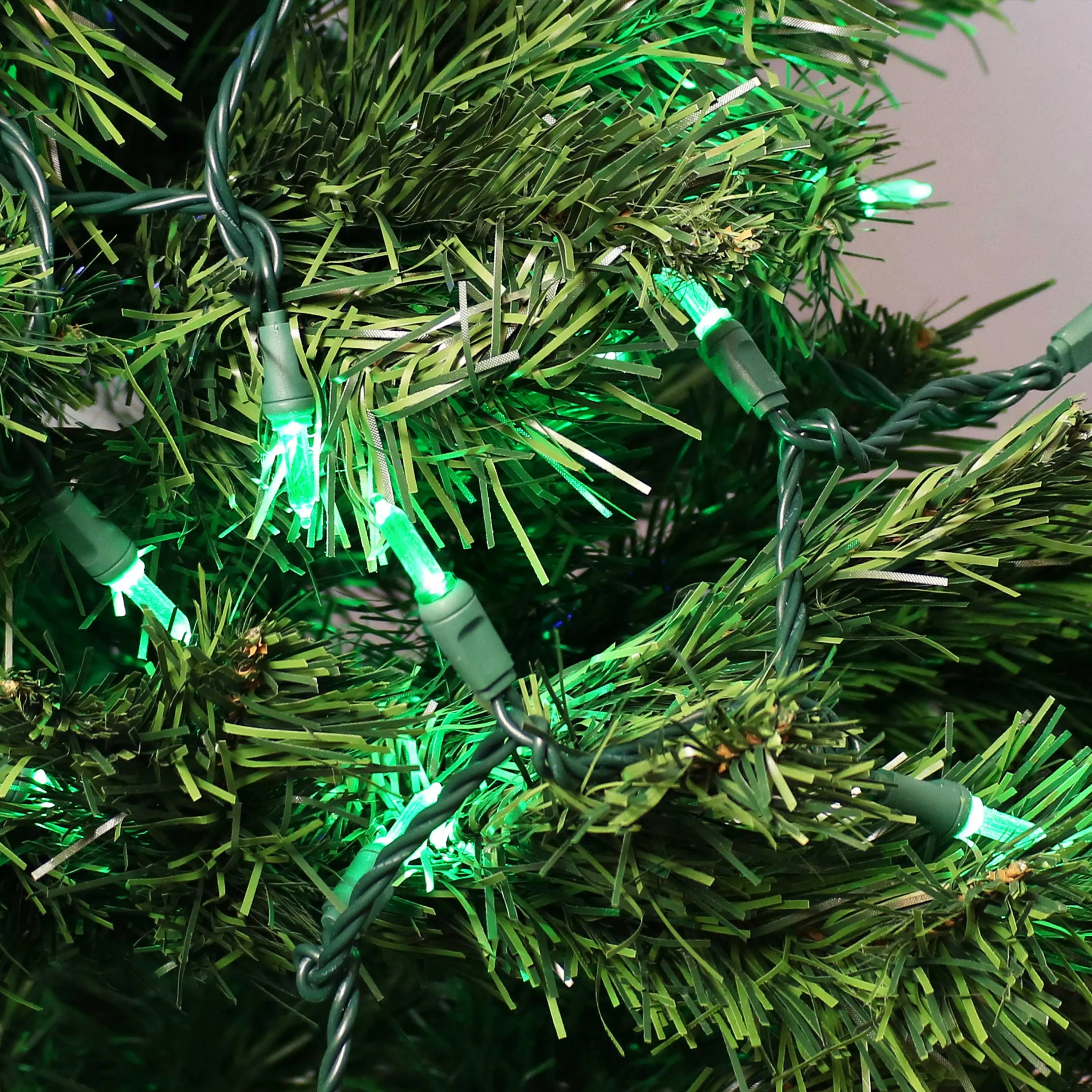 Sunnydaze 70-Count M6 Smooth LED Christmas Tree String Lights