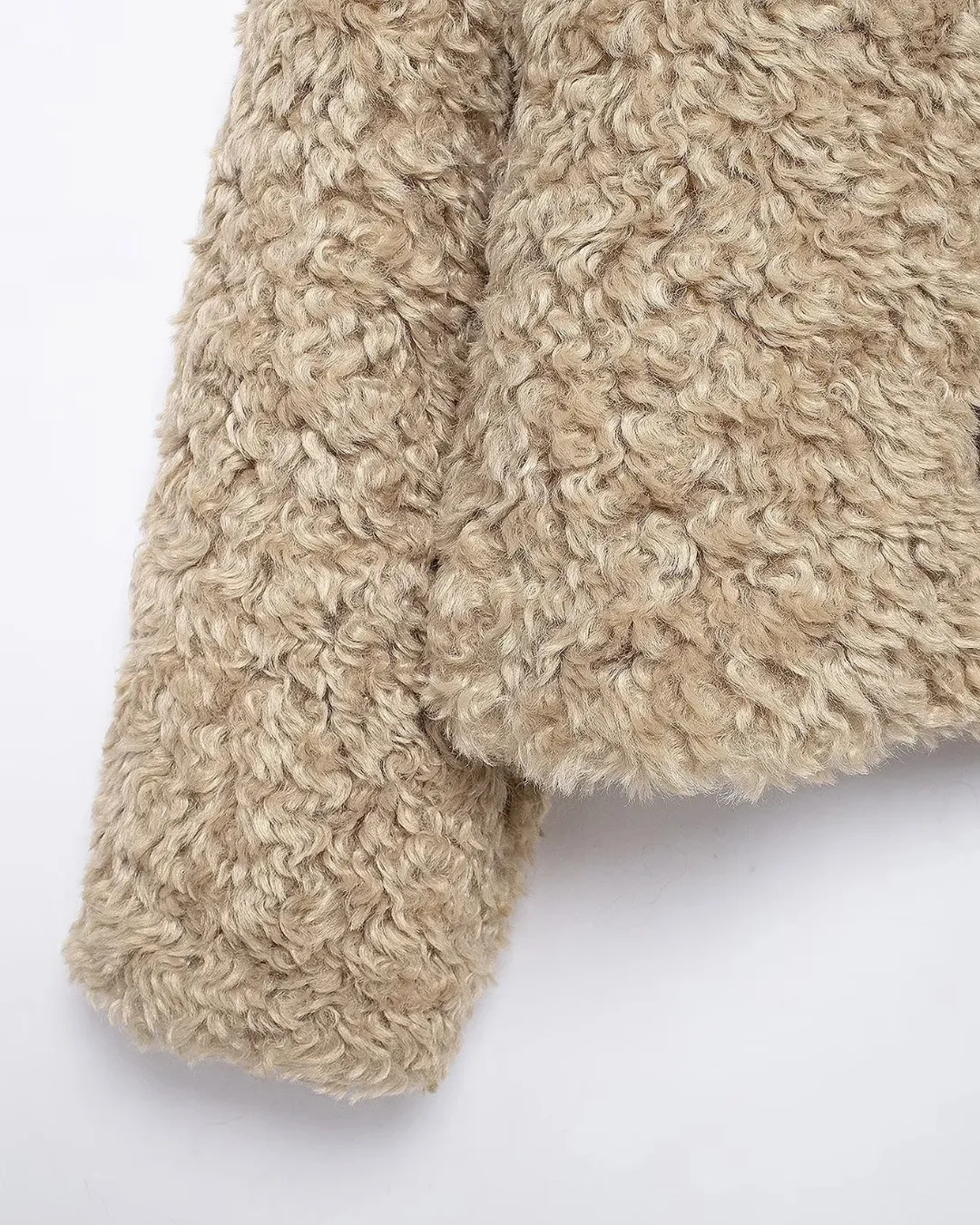 Teddy Carabiner Jas Dames  Zachte en warme shearling (shapenvacht) stof