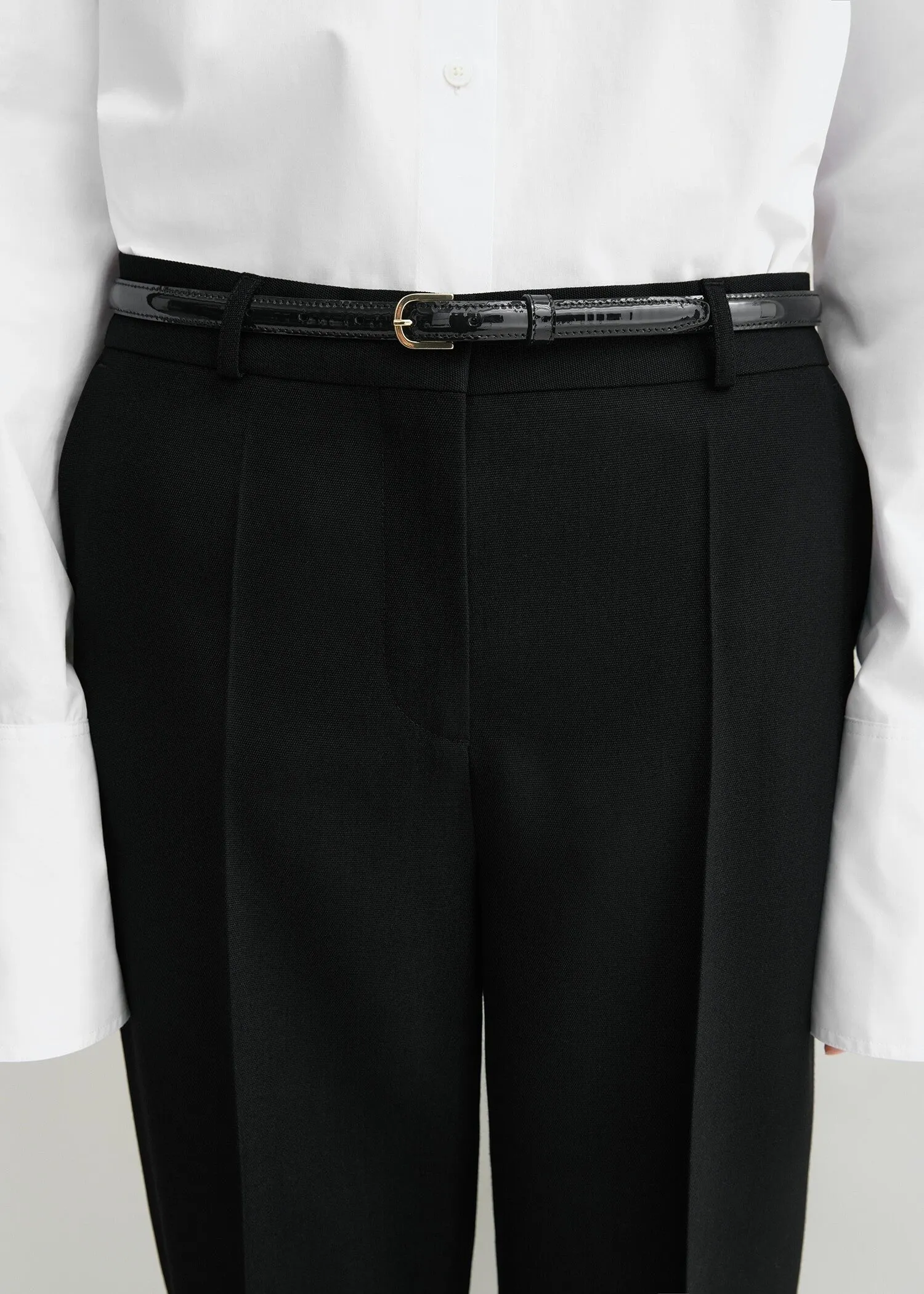 Thin patent belt black