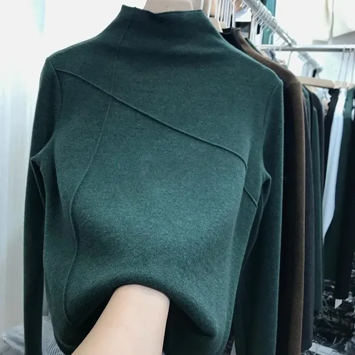 Women's Stylish Turtleneck Jumper with Unique Seam Details  | Ideal for Autumn/Winter