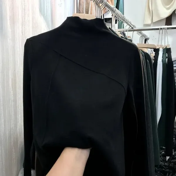 Women's Stylish Turtleneck Jumper with Unique Seam Details  | Ideal for Autumn/Winter
